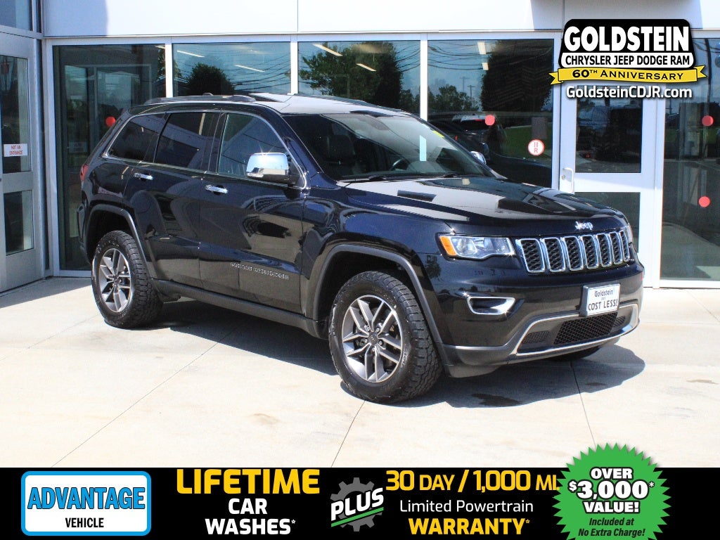 2021 Jeep Grand Cherokee Limited in Diamond Black Crystal Pearlcoat — front three-quarter view